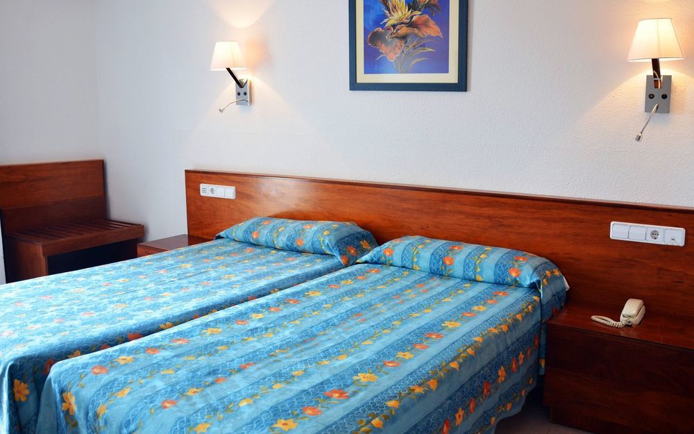 Aparthotel Vibra Bay San Antonio  Ngoại thất bức ảnh