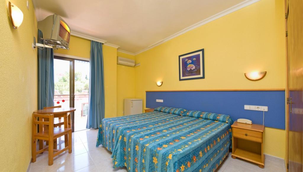 Aparthotel Vibra Bay San Antonio  Ngoại thất bức ảnh