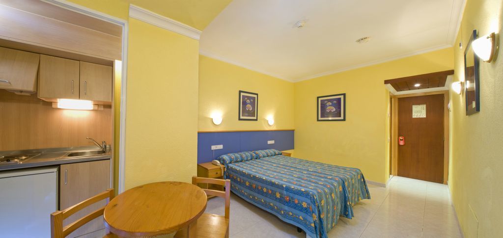 Aparthotel Vibra Bay San Antonio  Ngoại thất bức ảnh
